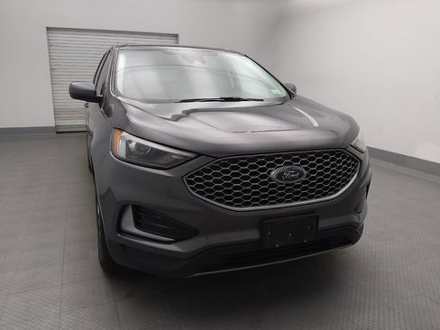 Used 2023 Ford Edge SEL image 14