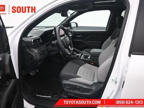New 2026 Toyota Tacoma TRD Sport w/ TRD Sport Upgrade Package AWD/4WD image 9