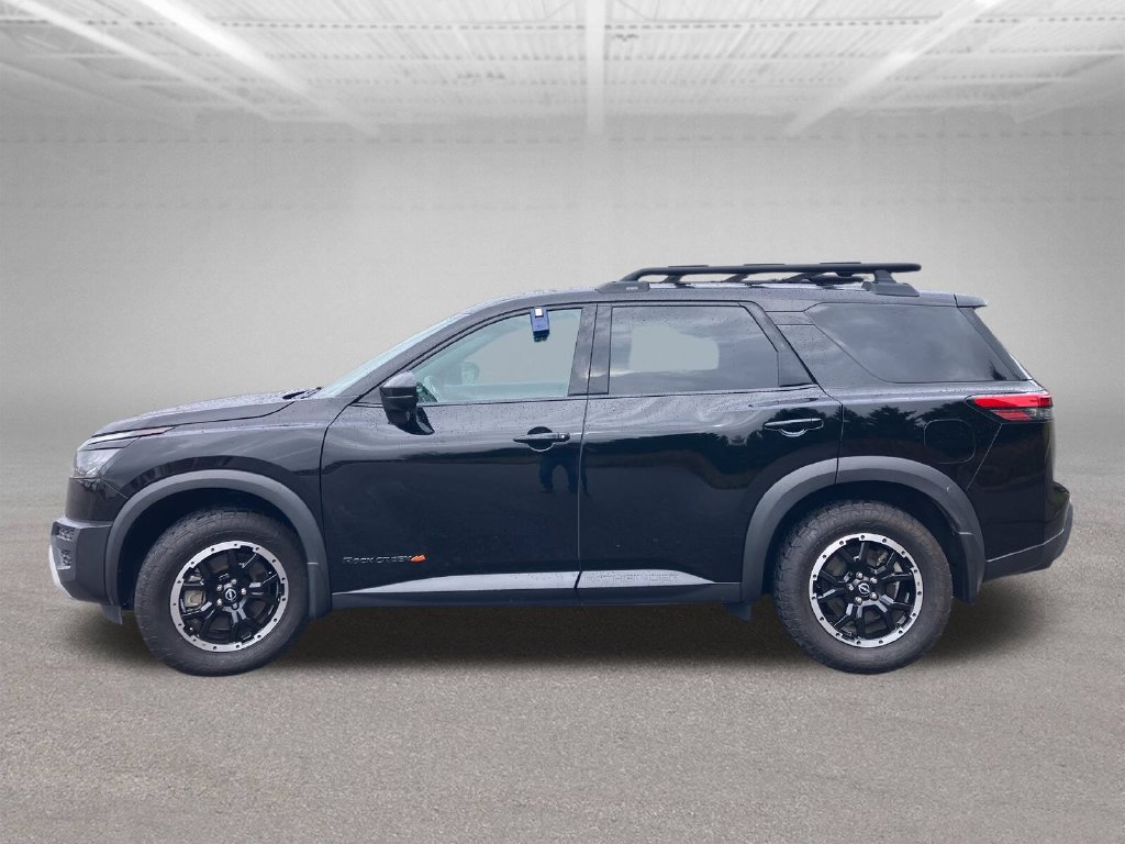Used 2024 Nissan Pathfinder Rock Creek AWD/4WD image 2