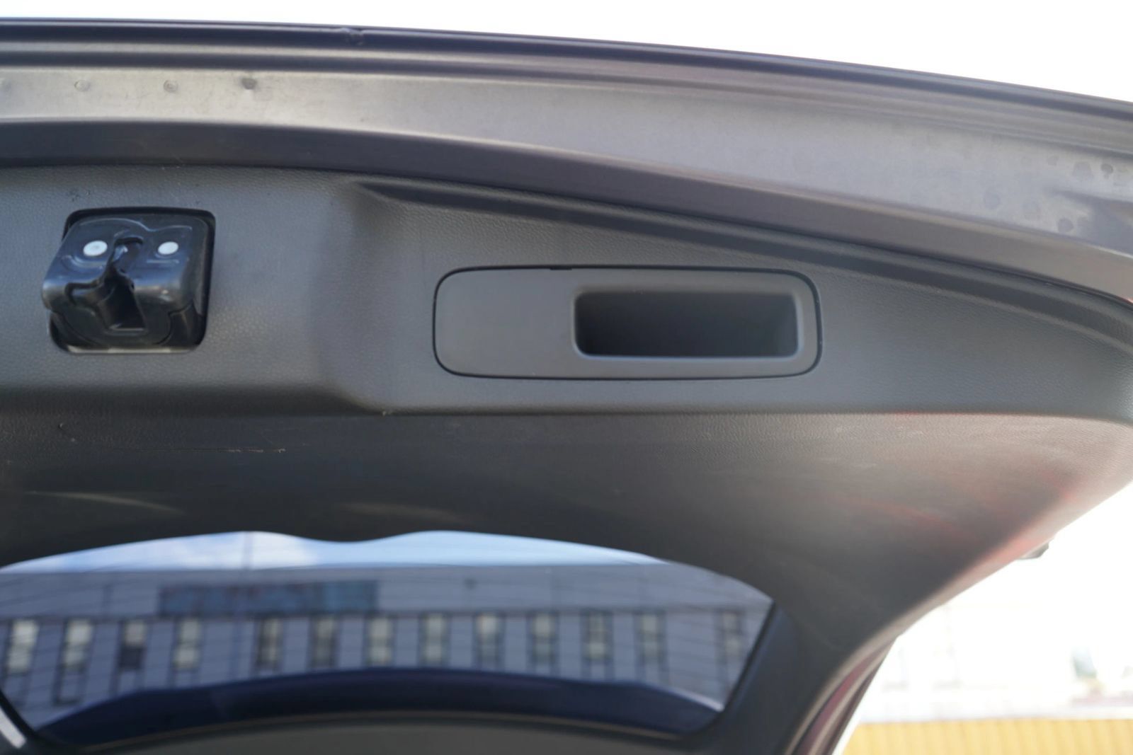 Used 2017 Honda CR-V LX image 21
