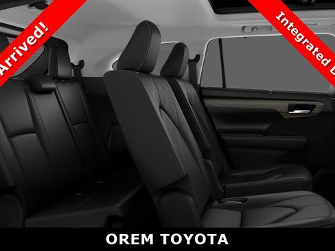 New 2026 Toyota Highlander Platinum AWD/4WD image 37