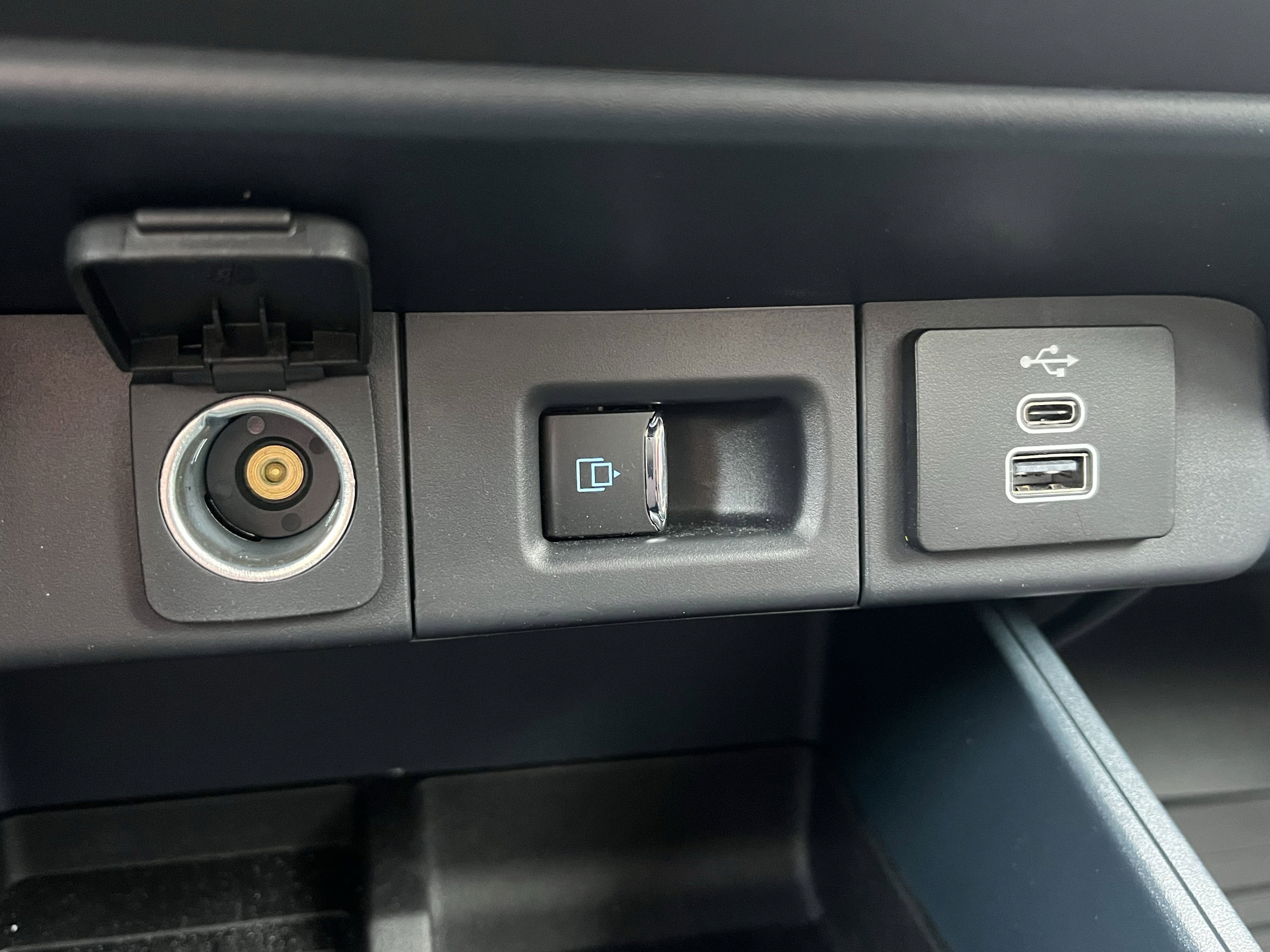 Used 2025 Ford Maverick Tremor AWD/4WD image 21