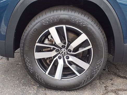 Used 2022 Volkswagen Atlas SE AWD/4WD image 11