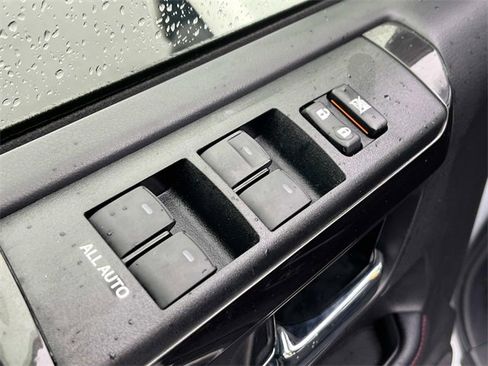 Used 2024 Toyota 4Runner TRD Off-Road image 26