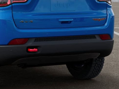 New 2026 Jeep Compass Trailhawk AWD/4WD image 13