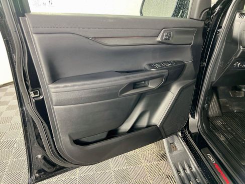 Used 2025 Ford Ranger Raptor AWD/4WD image 19