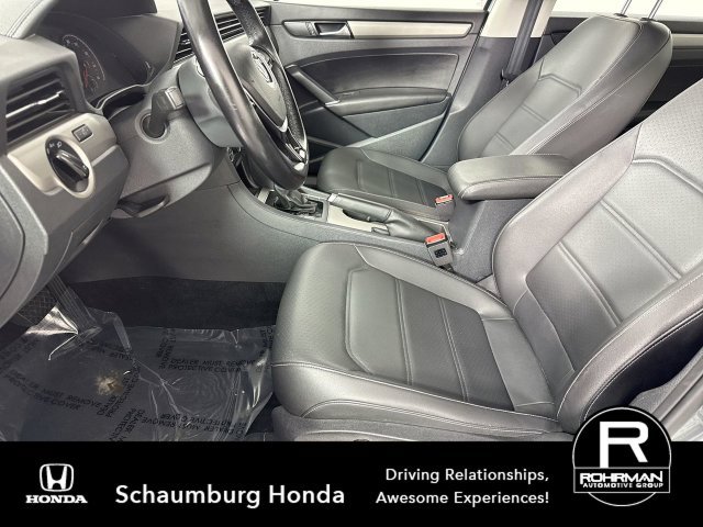 Used 2020 Volkswagen Passat 2.0T SE FWD image 4