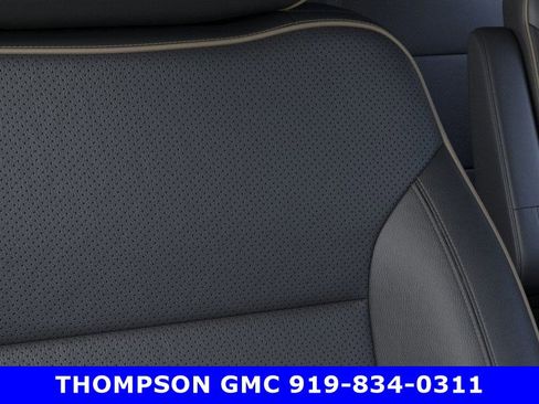 New 2026 GMC Yukon XL Elevation image 21