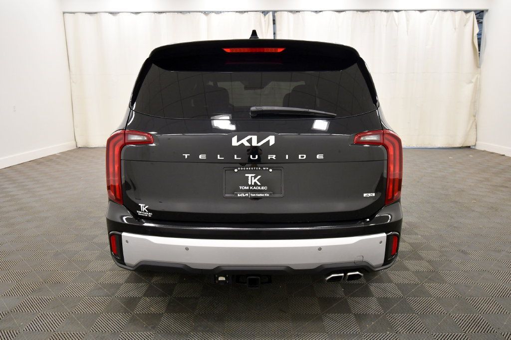 Certified 2024 Kia Telluride S w/ S Sunroof Package AWD/4WD image 6