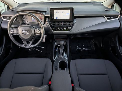 Used 2025 Toyota Corolla LE image 25