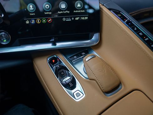 Used 2023 Chevrolet Corvette Stingray Preferred Cpe w/ 2LT RWD image 11