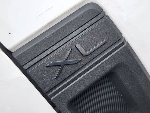 Used 2022 Ford Maverick XL image 10