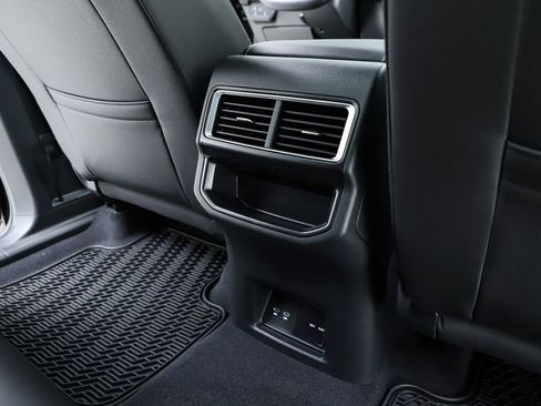 New 2026 Volkswagen Atlas Cross Sport SE image 78