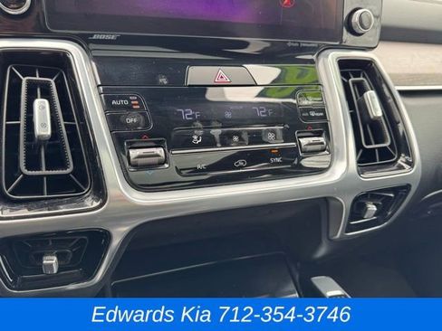 Used 2023 Kia Sorento SX Prestige image 31