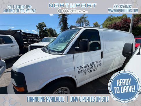 Used 2013 Chevrolet Express 1500 RWD image 1