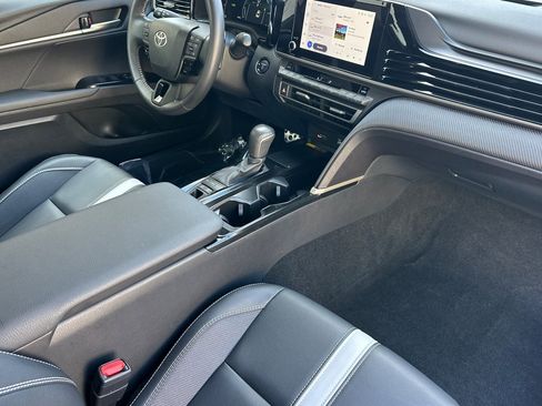 Certified 2025 Toyota Camry SE image 15