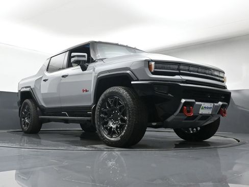 New 2025 GMC Hummer EV 2X w/ LPO, Sport Package image 26