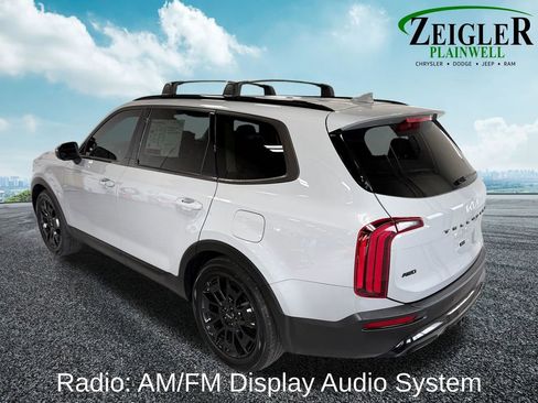 Used 2022 Kia Telluride EX w/ EX Premium Package image 6