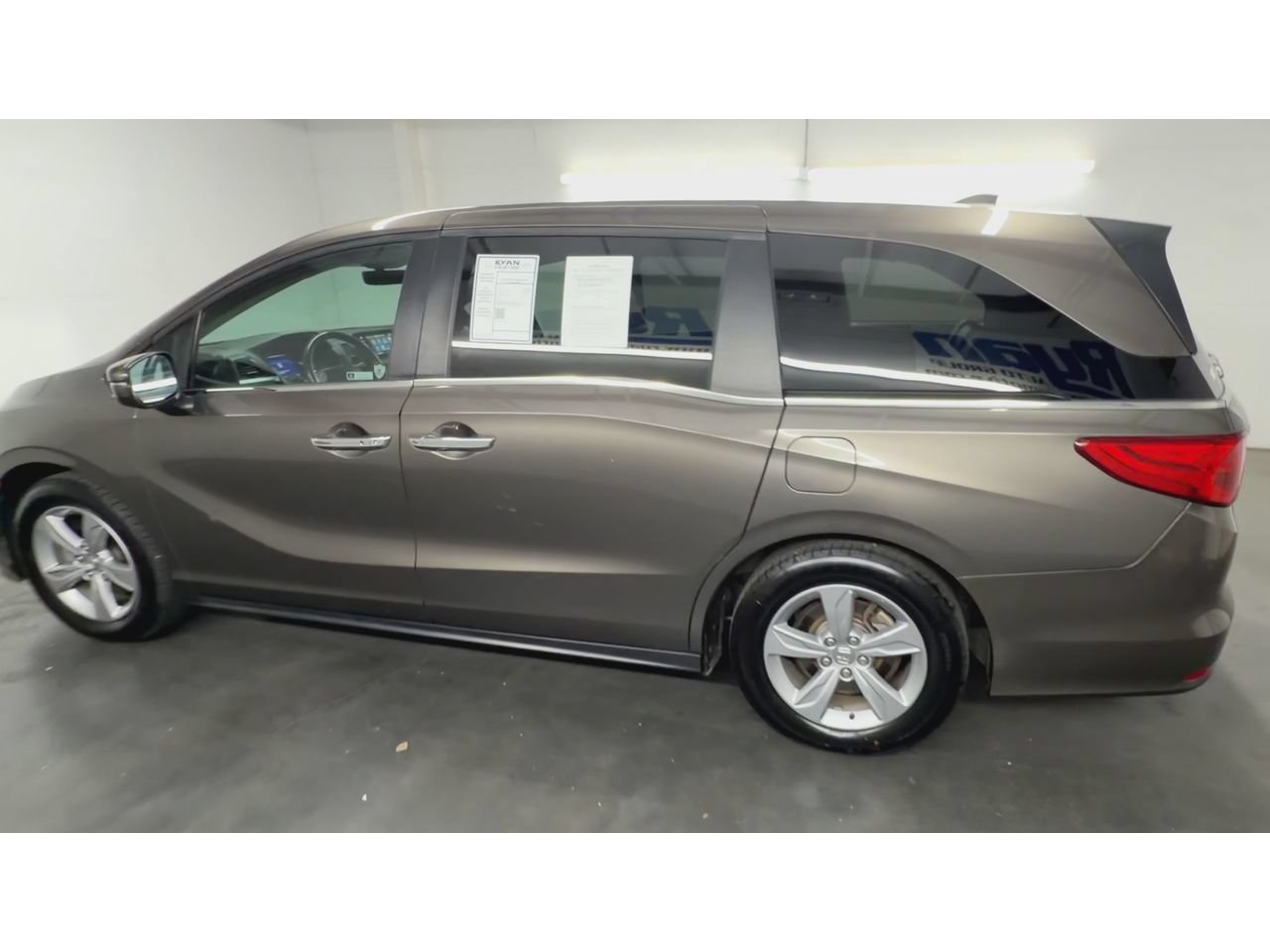 Used 2019 Honda Odyssey EX-L image 6