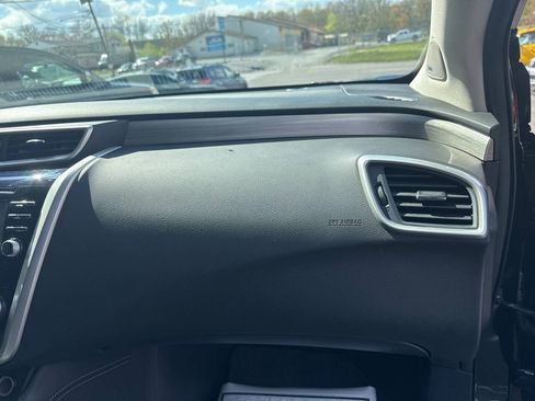 Used 2016 Nissan Murano SV w/ Premium Package AWD/4WD image 26
