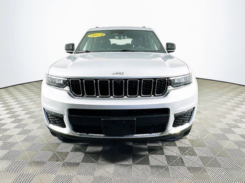 Certified 2024 Jeep Grand Cherokee L Limited w/ Luxury Tech Group II image 4