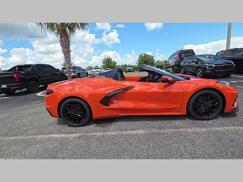 New 2027 Chevrolet Corvette Stingray Convertible w/ Stealth Interior Trim Package RWD image 17