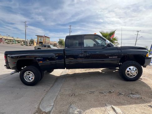 Used 1997 Dodge Ram 3500 Truck 4x4 Club Cab image 6