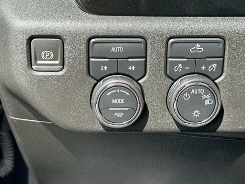 Certified 2023 Chevrolet Silverado 1500 LT image 11