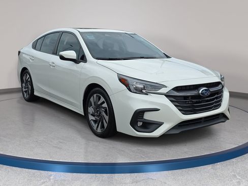 Used 2024 Subaru Legacy Limited AWD/4WD image 3