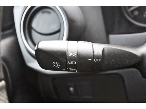Used 2023 Toyota Tacoma TRD Off-Road AWD/4WD image 17