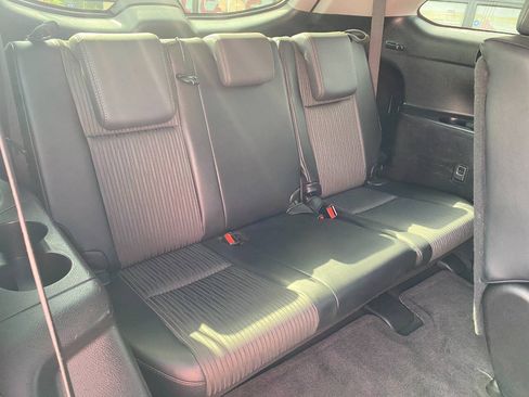 Used 2016 Toyota Highlander Plus AWD/4WD image 28