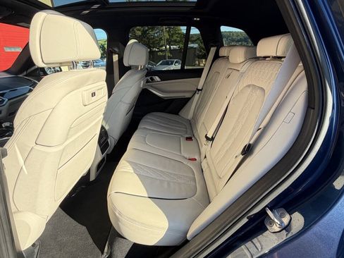 Used 2019 BMW X5 xDrive40i w/ Premium Package 2 AWD/4WD image 23