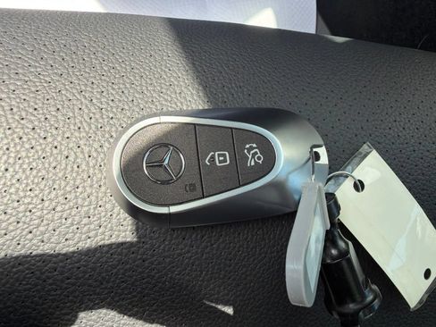 Used 2026 Mercedes-Benz C 300 4MATIC Sedan image 27