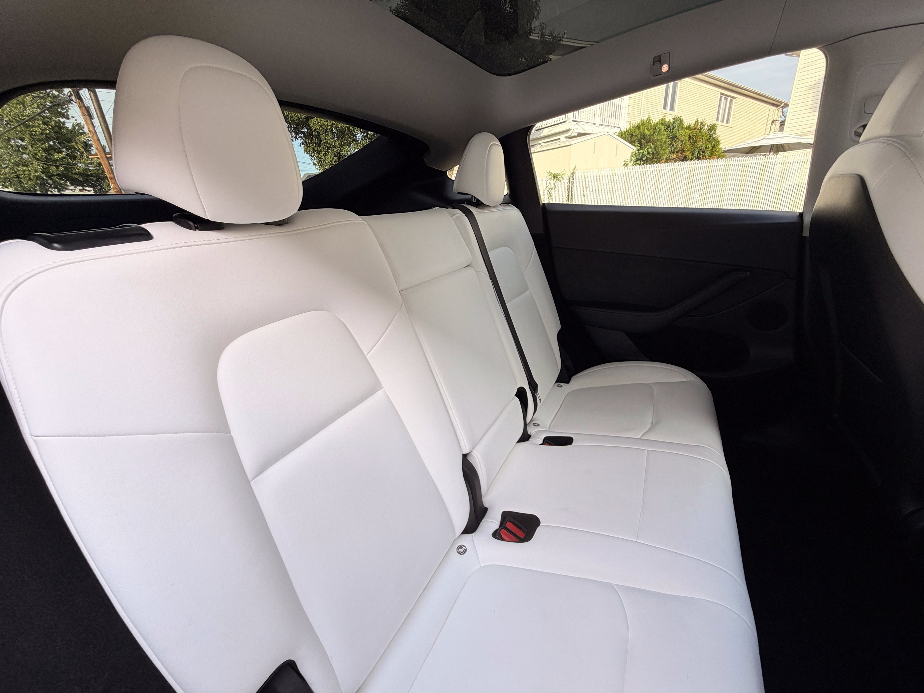 Used 2023 Tesla Model Y Performance AWD/4WD image 22