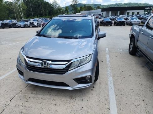 Used 2018 Honda Odyssey EX-L image 3