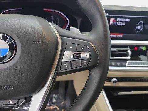 Used 2019 BMW 330i xDrive Sedan w/ Driving Assistance Package AWD/4WD image 18