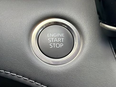 New 2026 Toyota Highlander AWD image 37