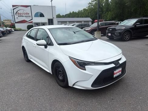 Used 2022 Toyota Corolla LE FWD image 24