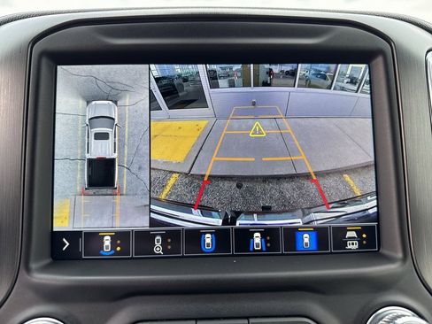 Used 2021 GMC Sierra 1500 AT4 w/ AT4 Premium Package image 14