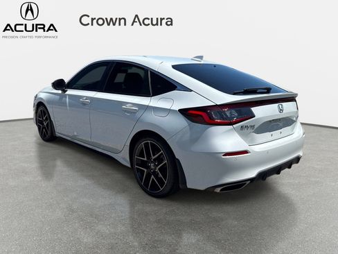 Used 2022 Honda Civic Sport Touring image 4