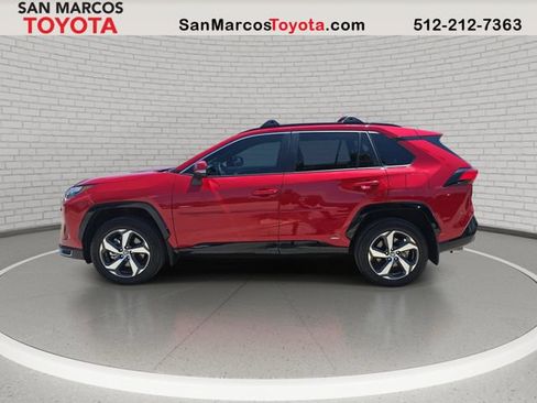 Used 2025 Toyota RAV4 SE AWD/4WD image 8