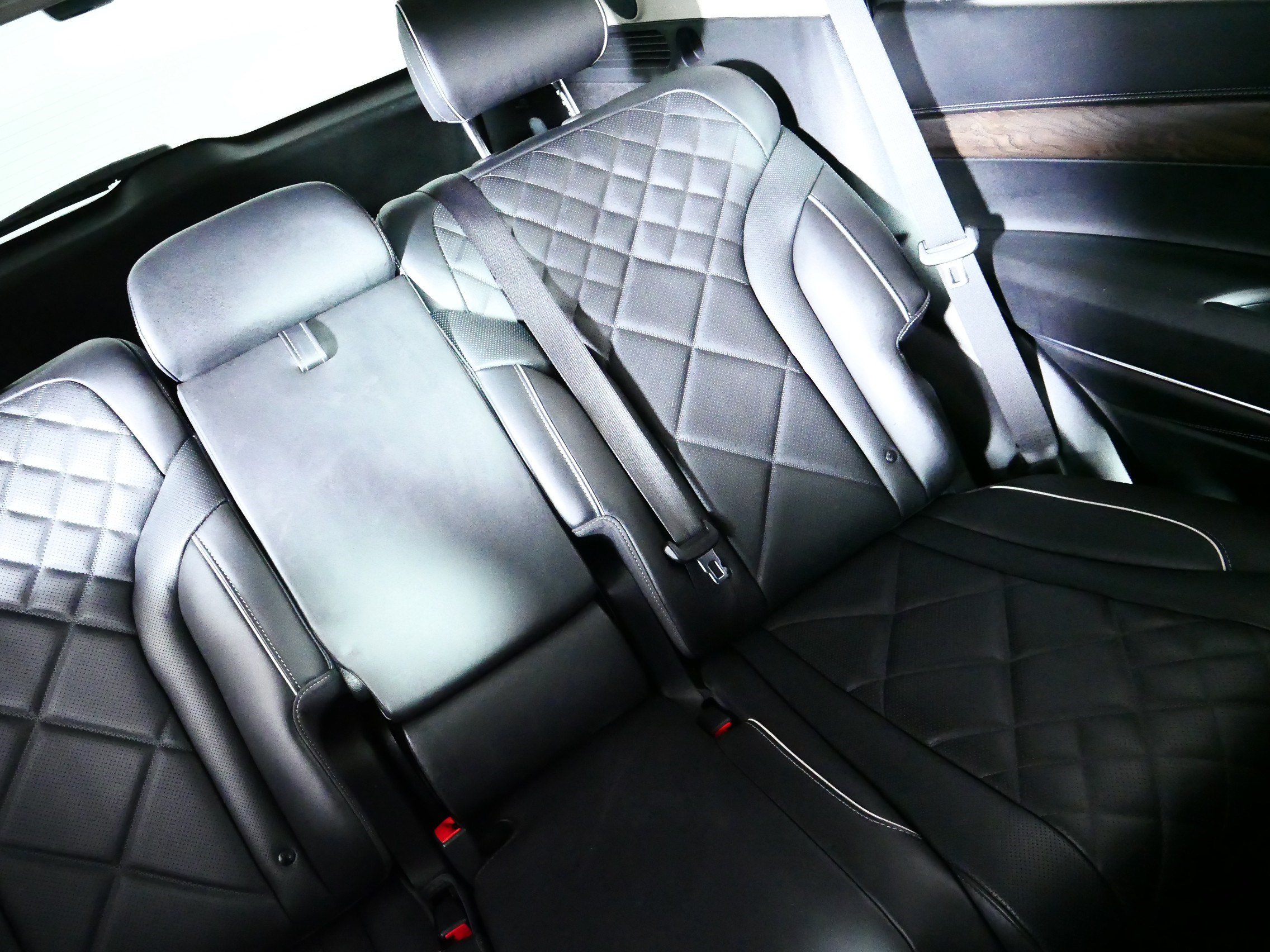 Certified 2025 Genesis GV80 3.5T Prestige AWD/4WD image 14