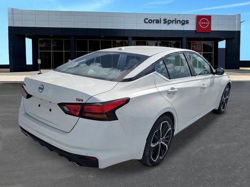 New 2026 Nissan Altima 2.5 SR w/ SR Premium Package FWD image 5