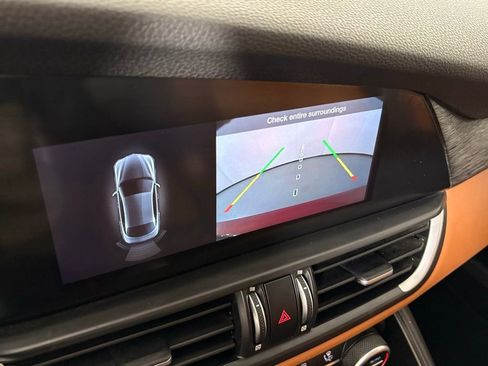 Used 2021 Alfa Romeo Giulia Sprint w/ Sun & Sound Package image 26