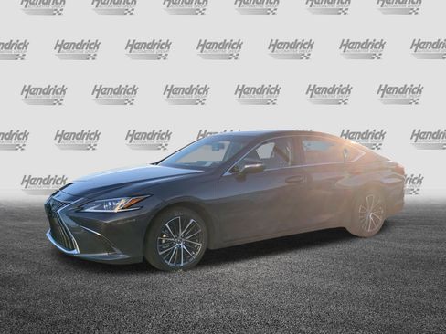 Used 2025 Lexus ES 350 w/ Premium Package image 5