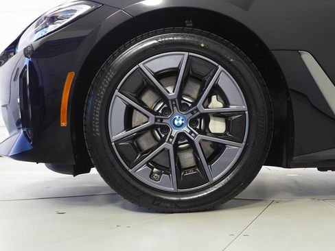 Used 2023 BMW i4 eDrive35 w/ Premium Package RWD image 5
