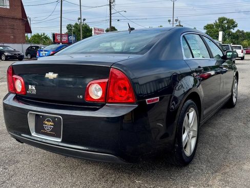Used 2009 Chevrolet Malibu LS FWD image 5