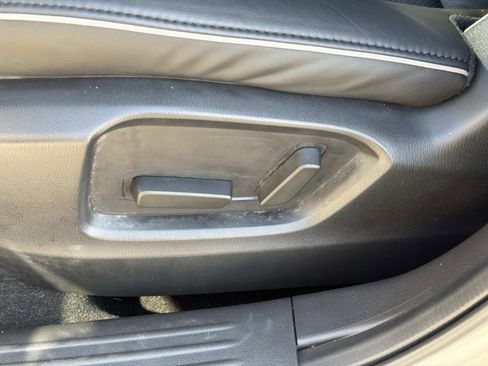 Used 2025 MAZDA CX-5 AWD 2.5 S w/ Select Package image 19