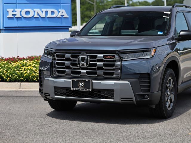 New 2026 Honda Pilot TrailSport image 2