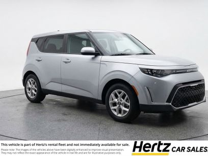 Used 2025 Kia Soul LX w/ LX Technology Package